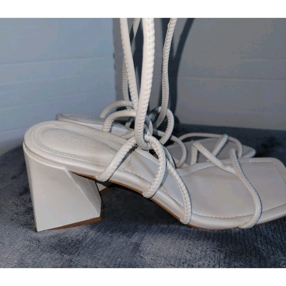 Schutz Womens Fernanda Ivory Strappy Heeled Sandals Sz 8.5 B Square Toe Lace Up‎
